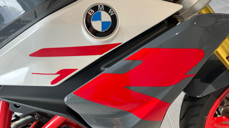 BMW G310 R 